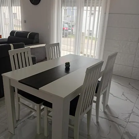 Volijak 44